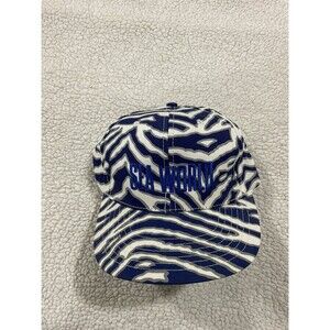 Vtg Sea World Embroidered Shamu Snapback Hat Youth size fits Adult up to 7 3/8